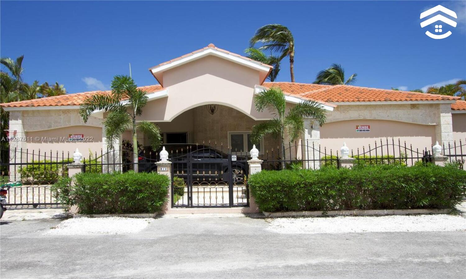 extravagant and luxury house